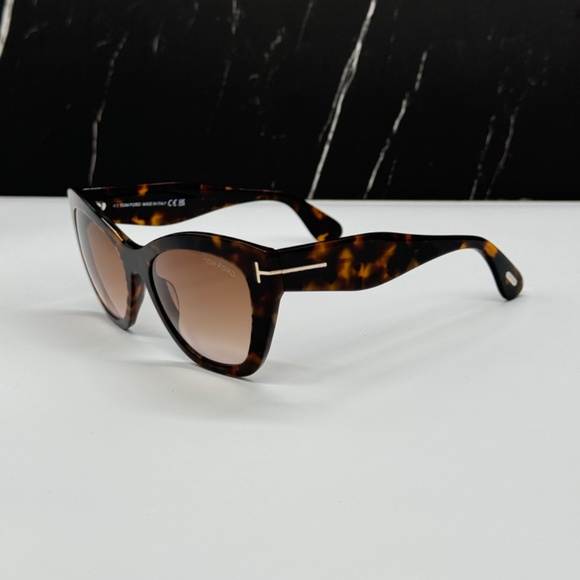 NEW TOM FORD FT0940/S 55F WOMEN CAT EYE SUNGLASSES TOM FORD CARA TF940 HAVANA main image 2